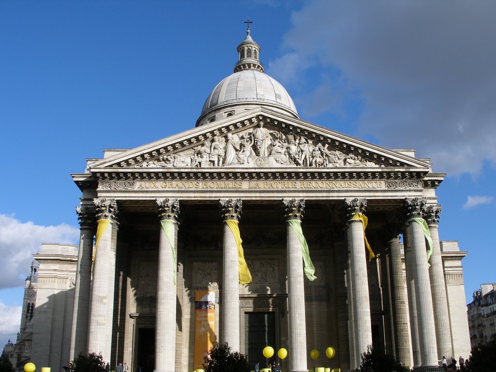 Paris - Le Pantheon by Willyco