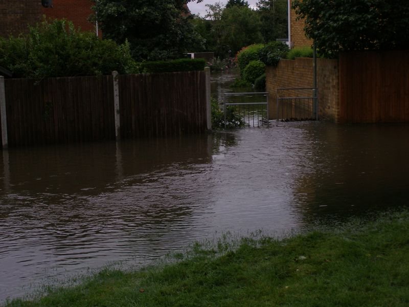 Grove floods 20 th July 2007 by mbennington