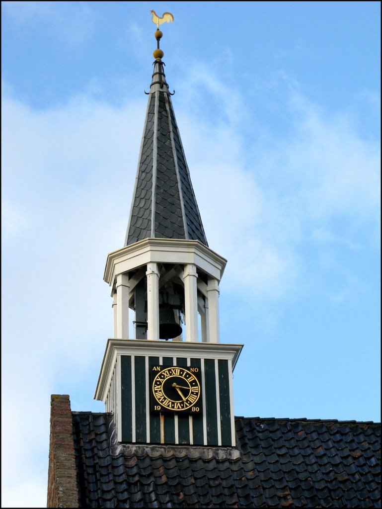 Oldenzijl: Torenspits Hervormde kerk by © Dennis Wubs