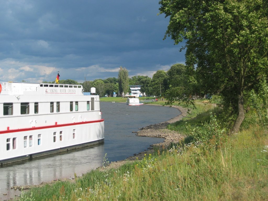 Elbe-Impressionen Höhe Dessau by SLeu