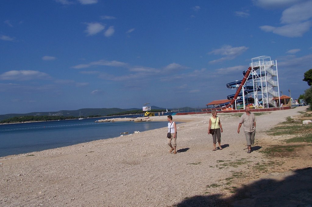 Wandelen langs de kust in Biograd : Nog met Maurice ! by Eddy Genne