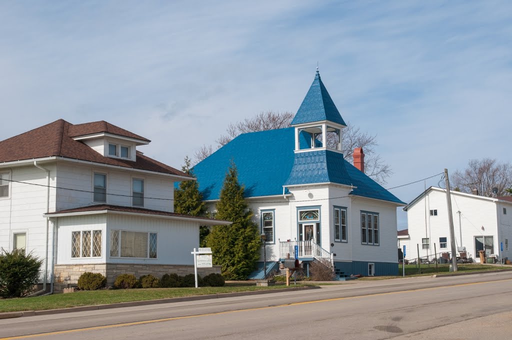 Buildings on Ulysses S. Grant Memorial Highway by D200DX