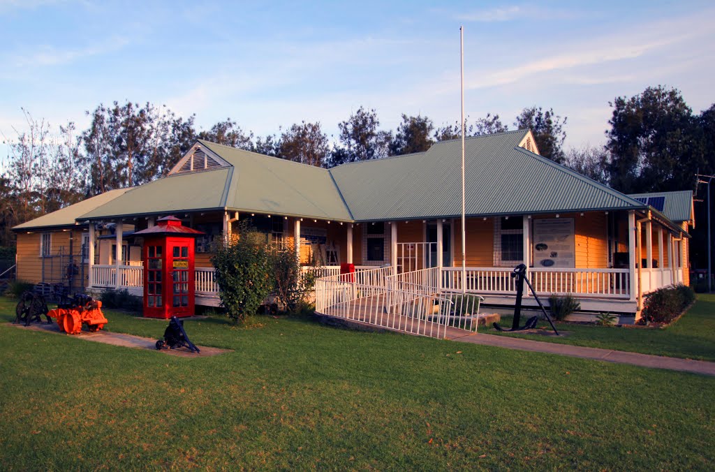 Batemans Bay Museum by Roger Powell