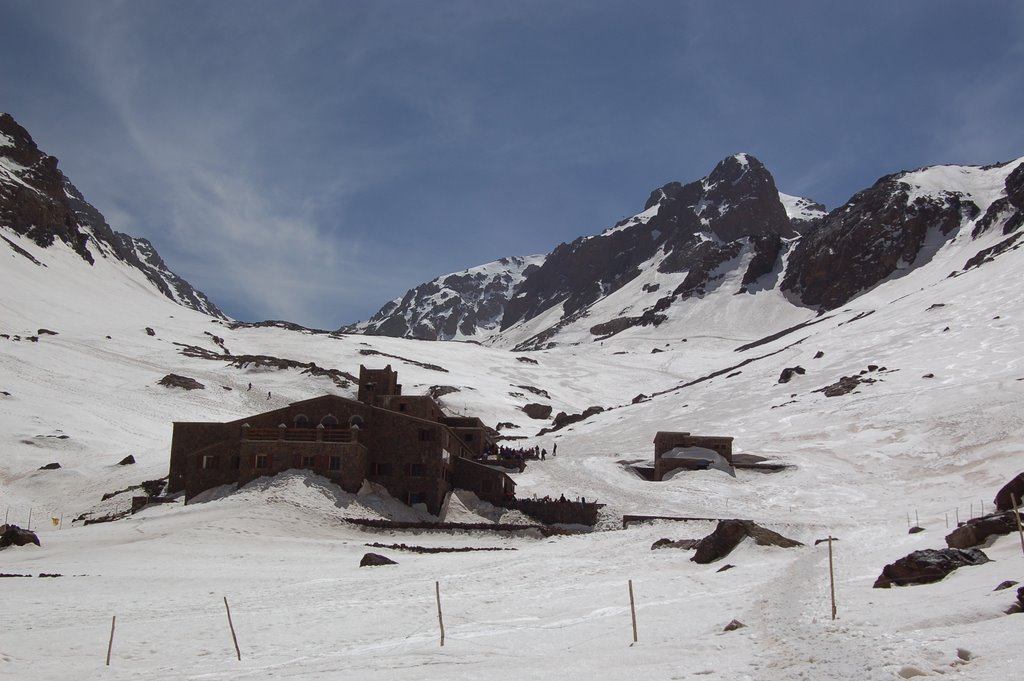 Valle de los refugios .parque N. del toubkal by jalare