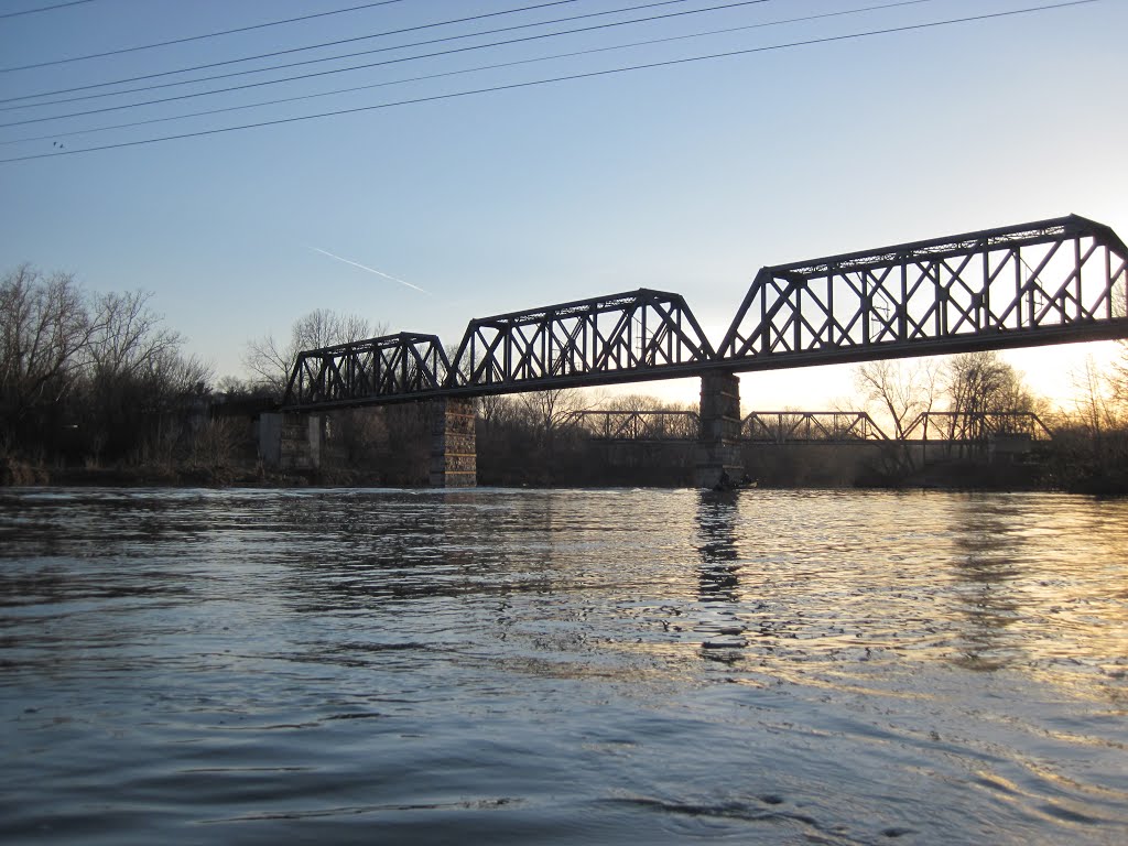 Railway bridges over the confluence of the Shenandoah forks by midatlanticriverrat