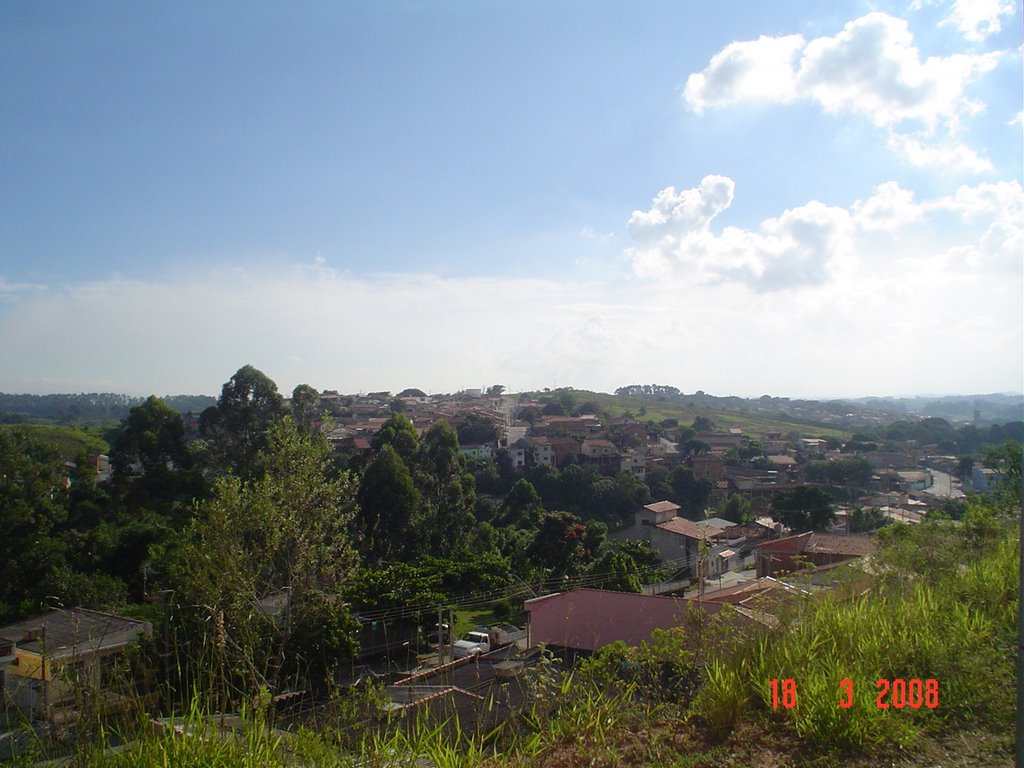 Vista Panorâmica de trás do Morro do Cristo - Jd. Panorama - Jacareí - SP by toninhochaves