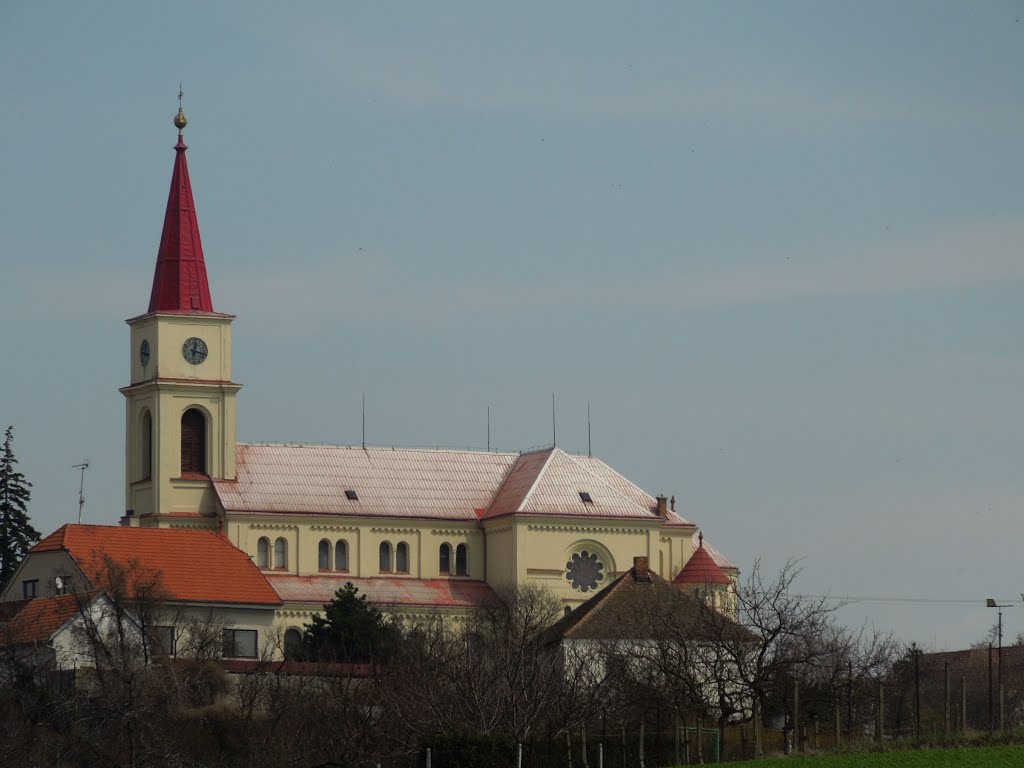 Kostel Všech svatých v Ořechově - 17.4.2013 by Robin - psí turista