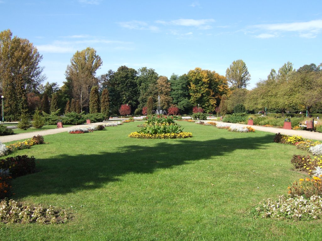 Legnica - park - jesień by Bartek Steiner