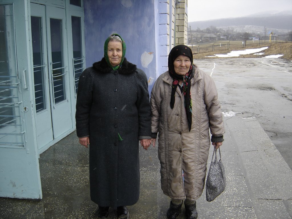 Beatiful Grannies from Moldova by Alin Valentin Dragan