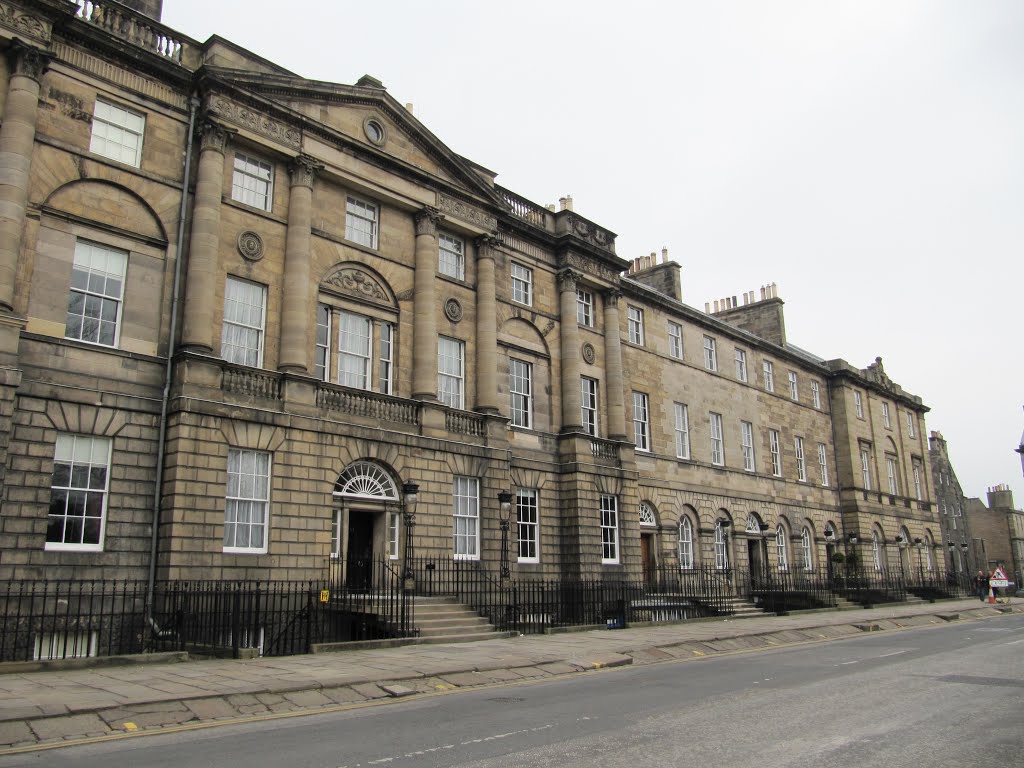 Georgian architecture Charlotte Square, Edinburgh by oldchippy