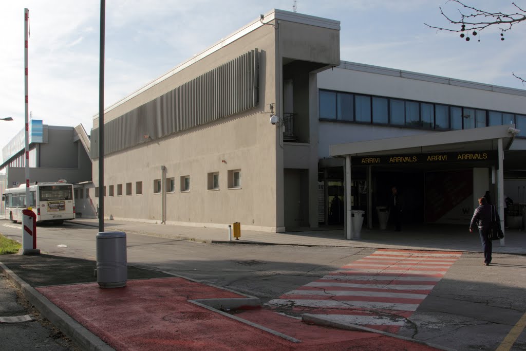 Airport of Rimini. Federico Fellini. by Pavel Pekhtelev