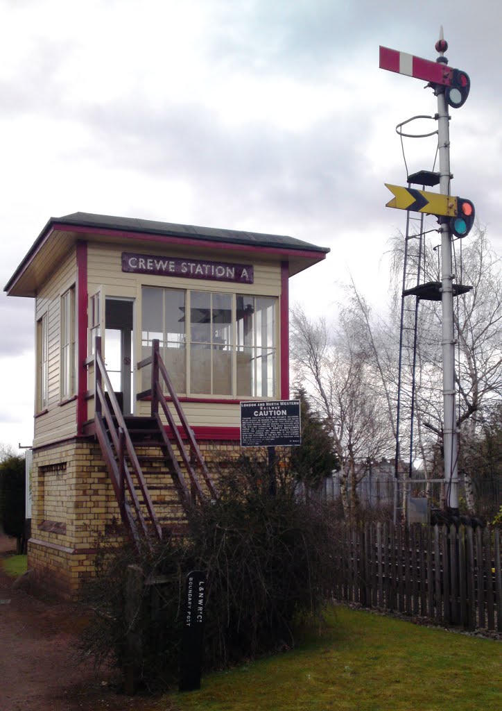 Crewe Signal Box at Crewe Heritage Centre by bramblebushbay