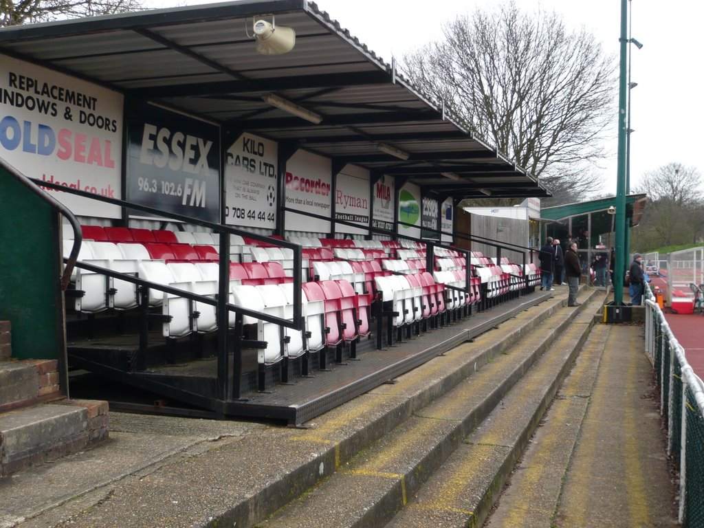 Bridge Avenue Stadium (AFC Hornchurch) by StephenHarris