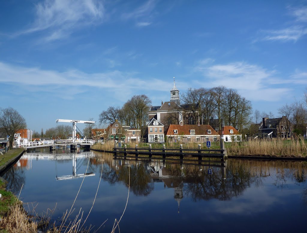 De Bullewijk , Ouderkerk aan de Amstel , Drawbridge and old village/church reflected by Mart61