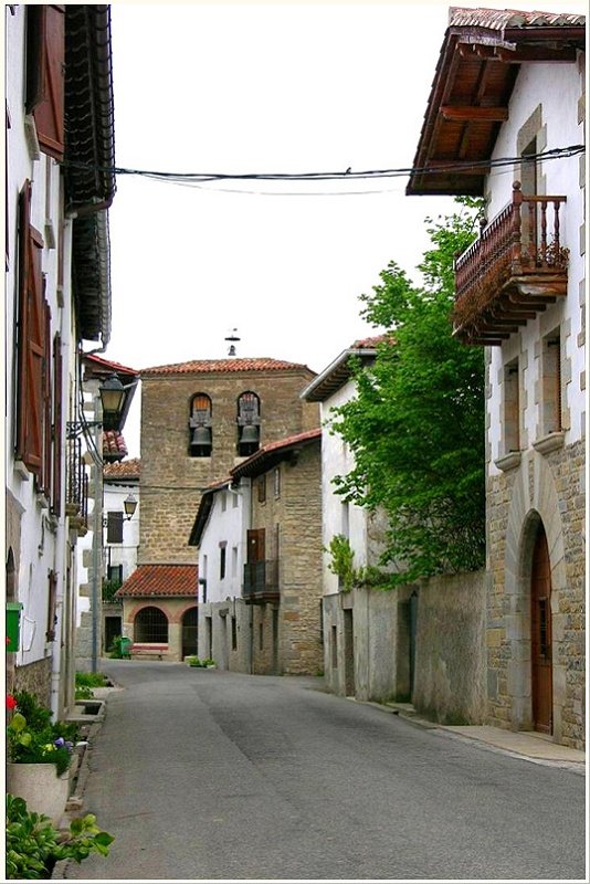 Larrasoaña - Camino de Santiago by Karppanta