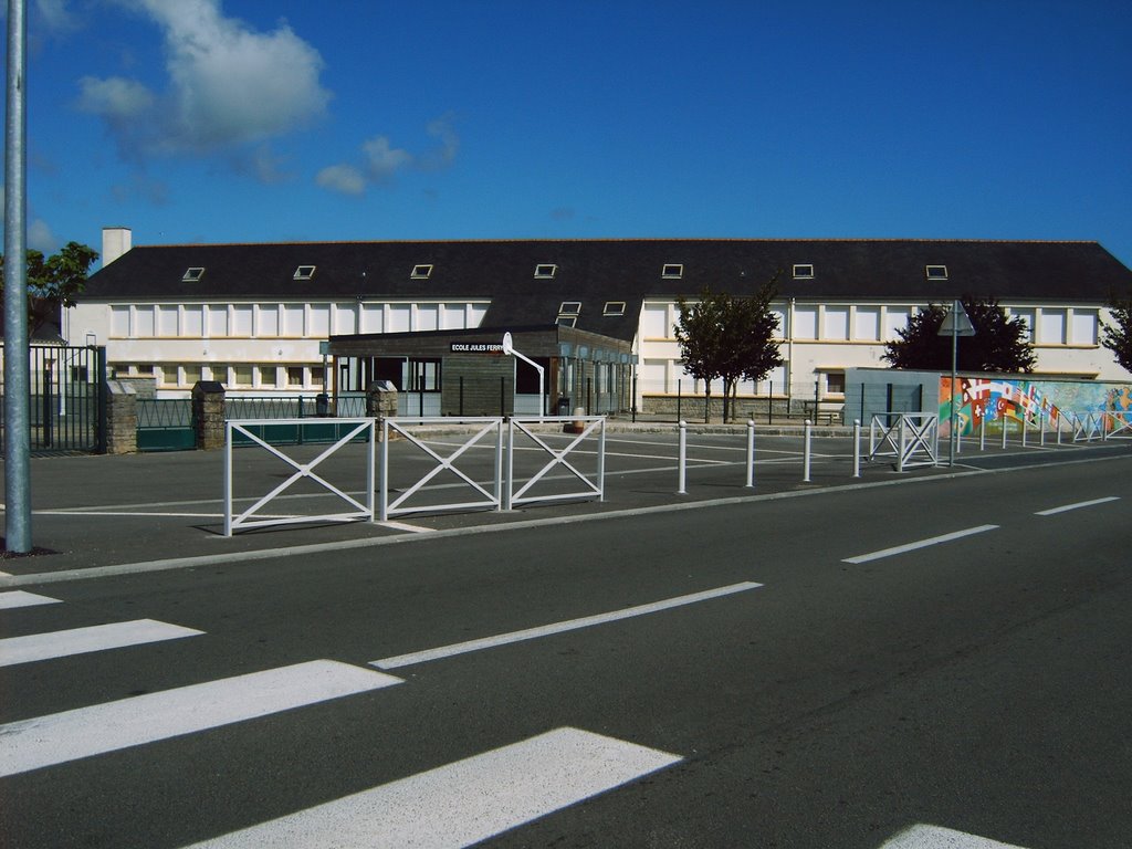 Collège St Martin des champs by patcelte