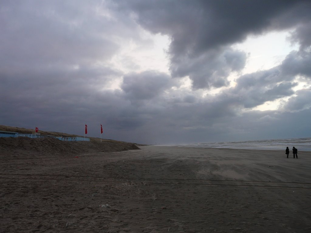 Het strand van Wassenaar, zicht op zuiden by David Jimmink