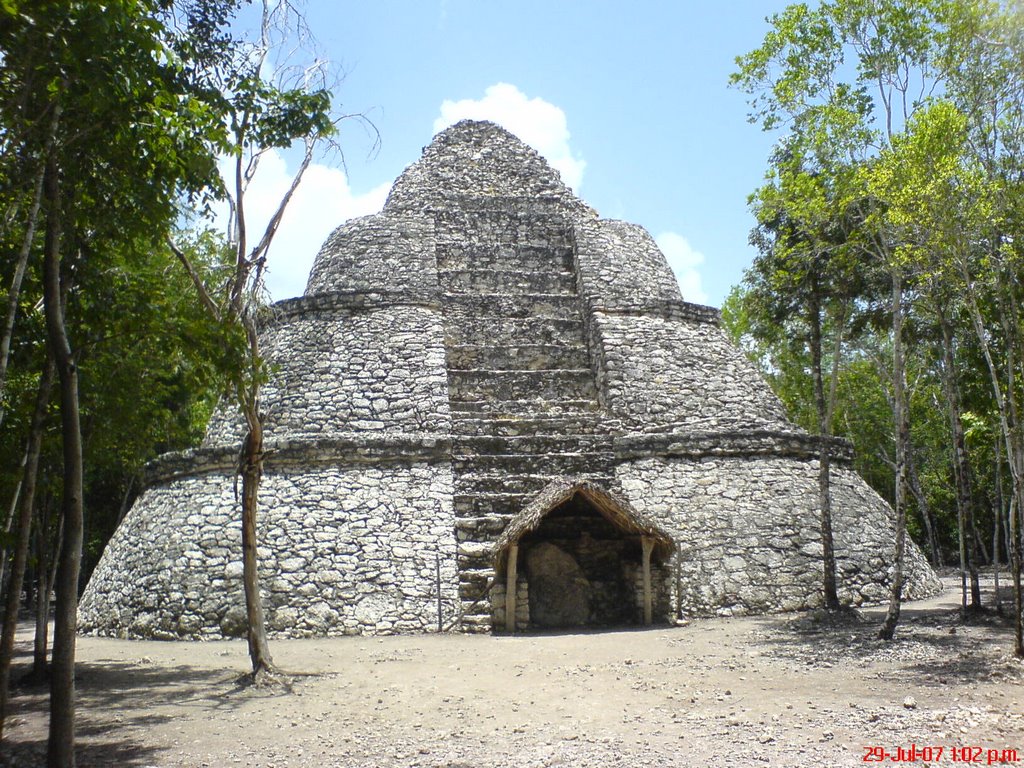 Piramide coba 2 by leonel treviño