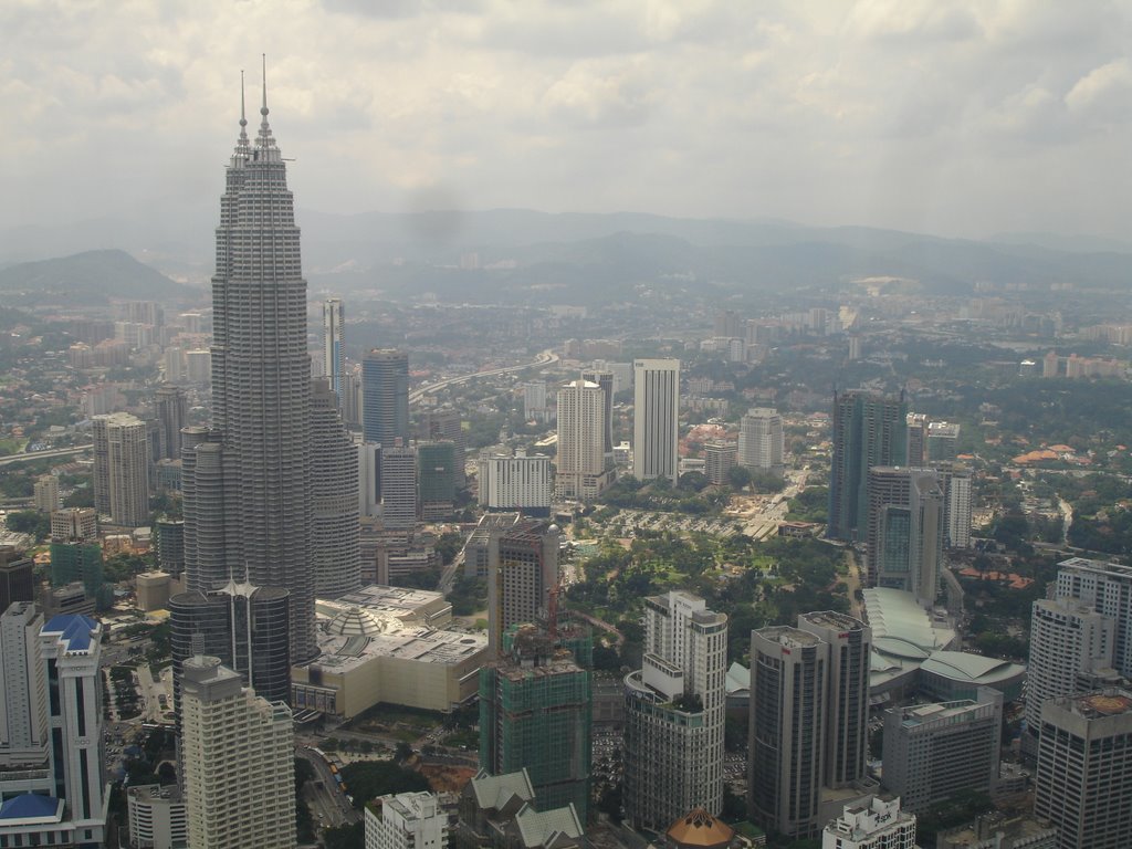 KL city from Menara Tower by Hallee