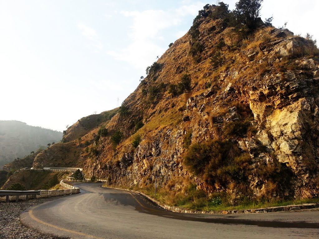 A View Nathia Gali Road Abbottabad Khyber Pakhtunkhwa , Pakistan.Picture By Ijaz Ahmad Mughal by ijaz ahmad mughal اعجاز احمد مغل