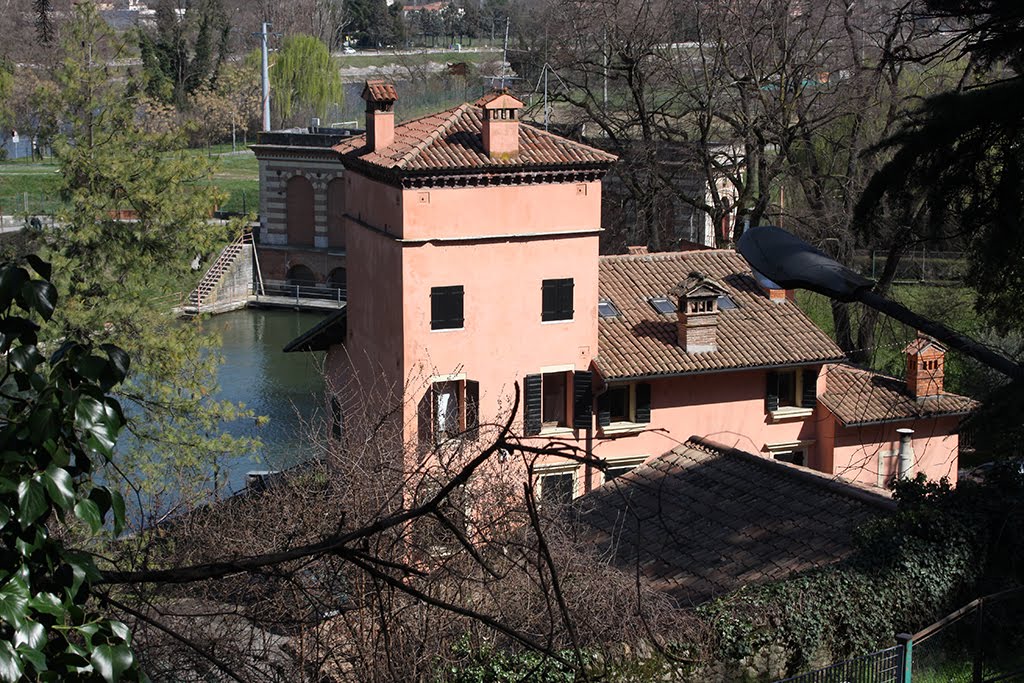 Casa sul canale Camuzzoni - Chievo Verona by Adriano Dalla Mura