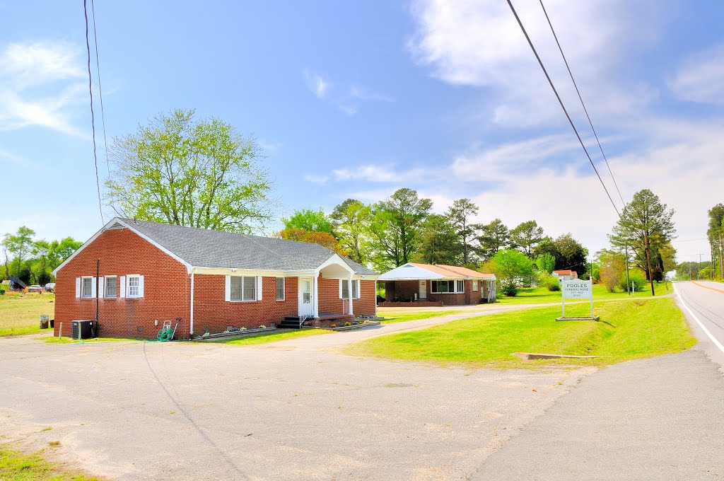 VIRGINIA: SURRY COUNTY: POOLESVILLE: Poole's Funeral Home, 8621 Colonial Trail East (S.R. 10) by Douglas W. Reynolds, Jr.