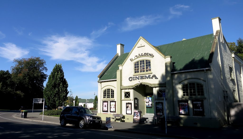 Geraldine Cinema,Talbot Street,Geraldine,New Zealand by Percy Tai  漆園童