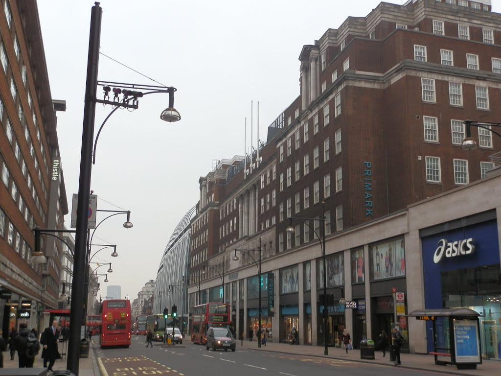 Oxford St. London by Joaquín Vilas