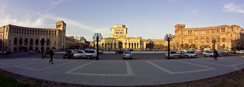 Repiblic Square, Yerevan, Armenia by Ardani