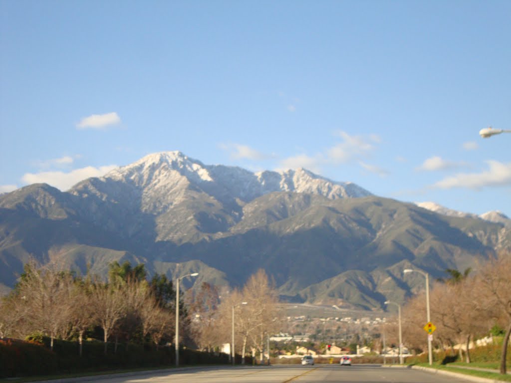 Cucamonga Peak by malindah