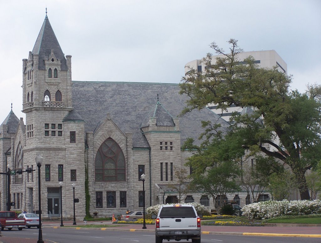 Old Terrell Public Library by clklock