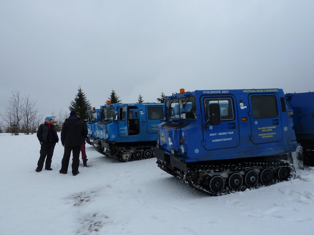 Riesen-gebirge...mit dem schnee-mobil auf 1000m NN..CZ by f.h ehrenberger germany