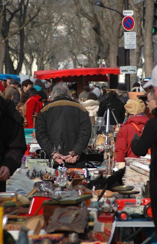 Marché aux puces Porte de Vanves（ヴァンヴ蚤の市） by officegilberto