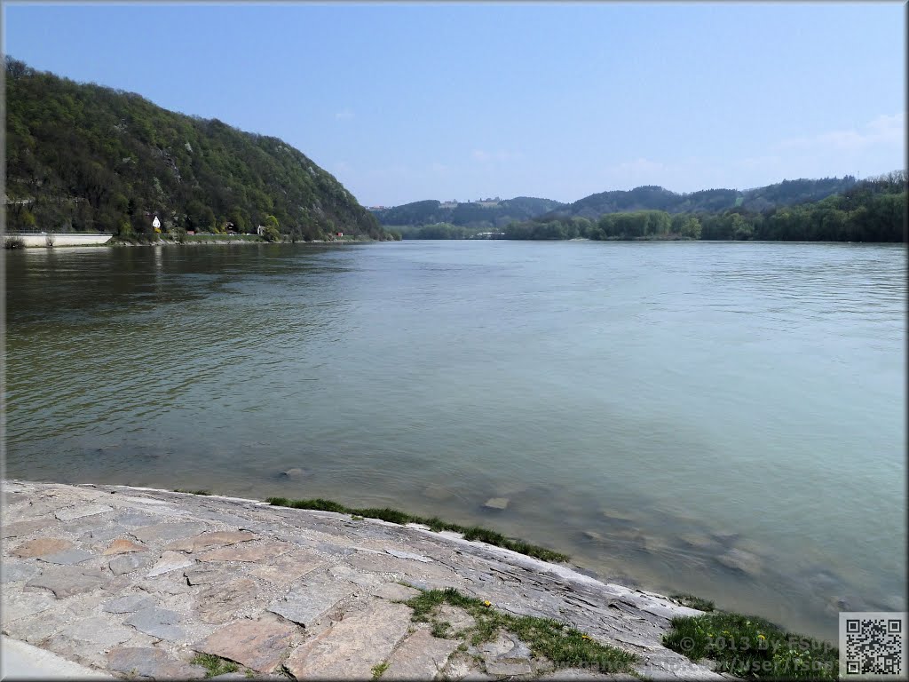 Zusammenfluss von Donau und Inn by FSup