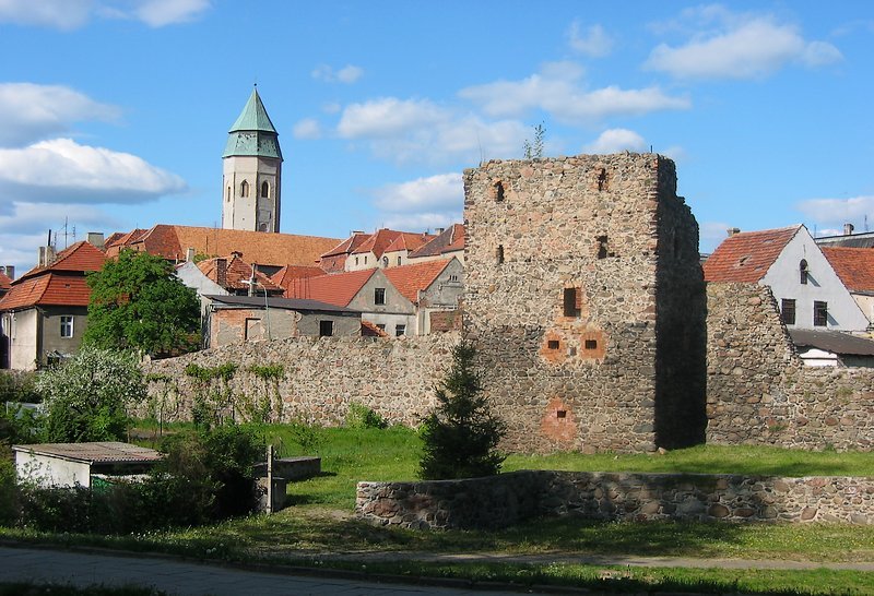 City wall in Kożuchów by arek_b