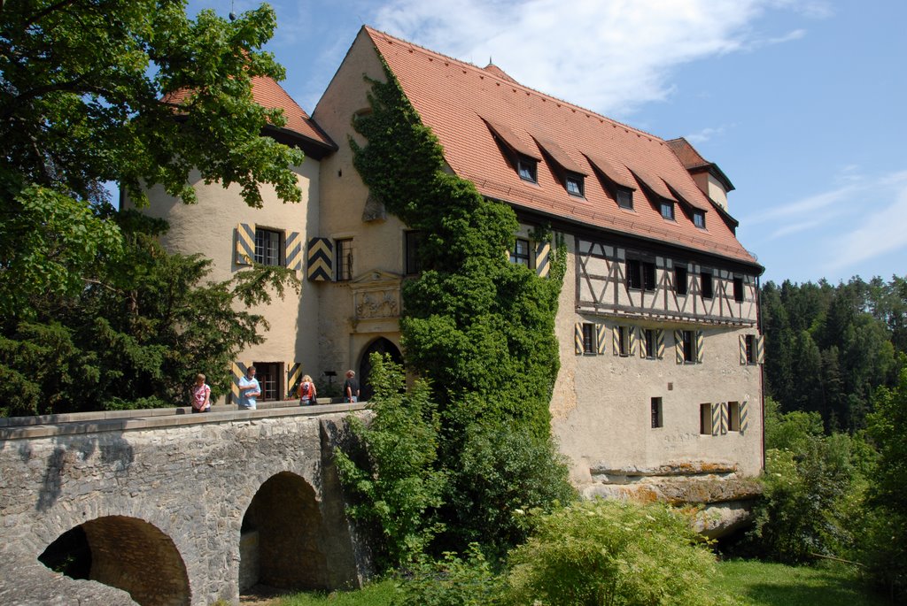 Schloß Rabenstein by Walter Rudolf