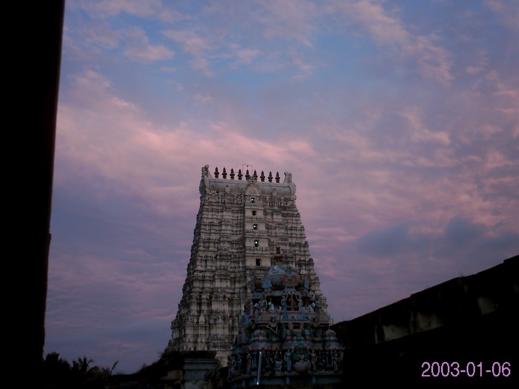 Ramnathsway temple . West Tower by S.M.Thirumalai