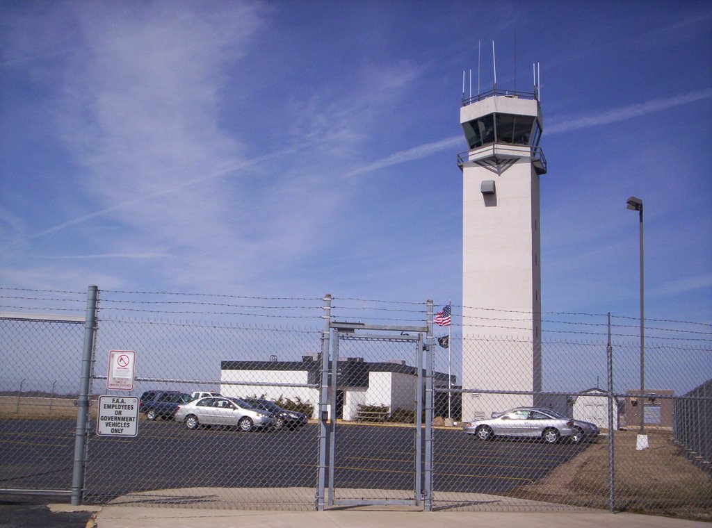 Mansfield Lahm Regional Airport by OHWiki