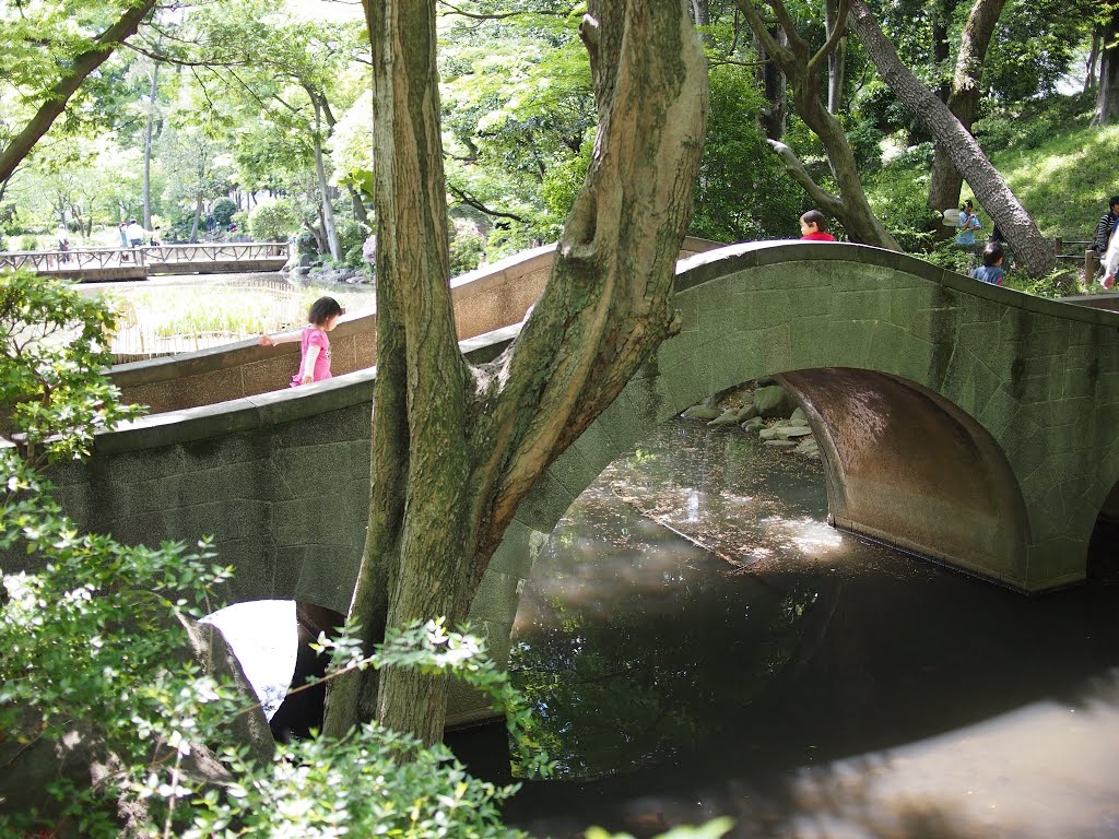 有栖川公園 by mthr110