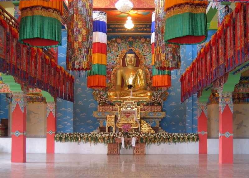 Novo templo Karmapa em Bodh Gaya ཀརྨ་པ by Emerson R. Zamprogno