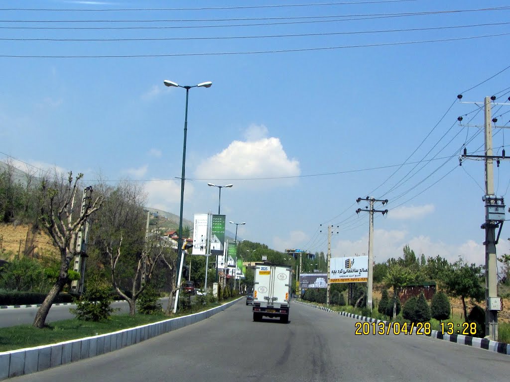 Tehran .Lashgarak .Emam Khomaeni Blvd.**** IMG_8917 by nasser emami