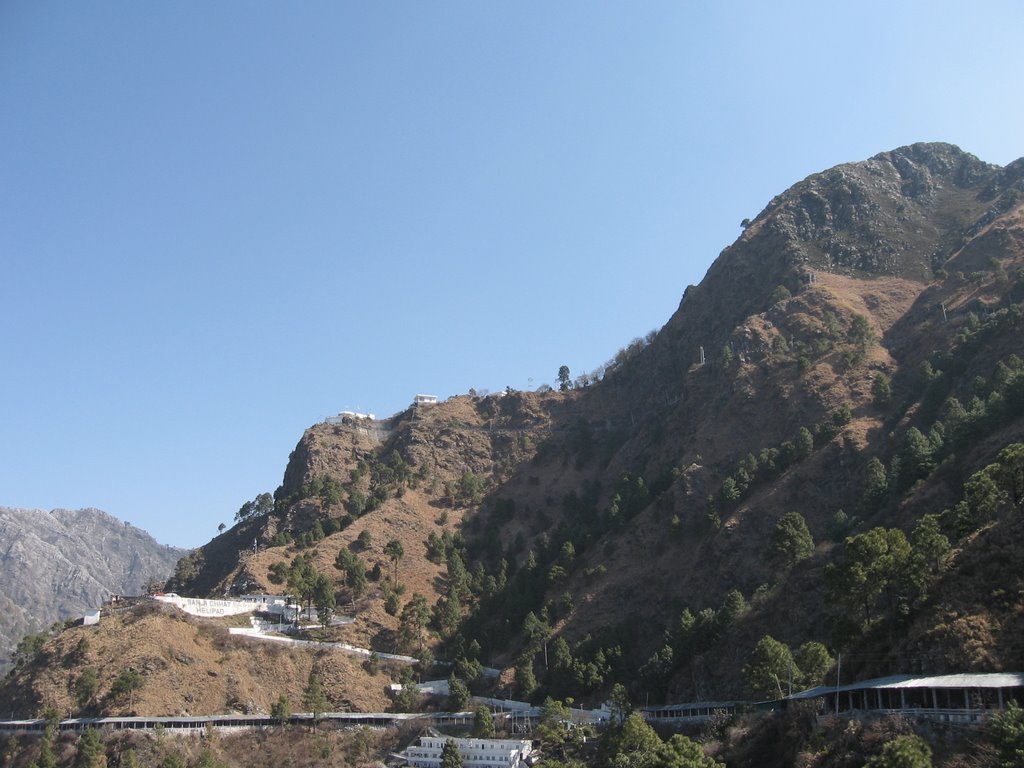 Towering mountains at Sanji Chaat, Mata Vaishno Devi by Bipul Keshri