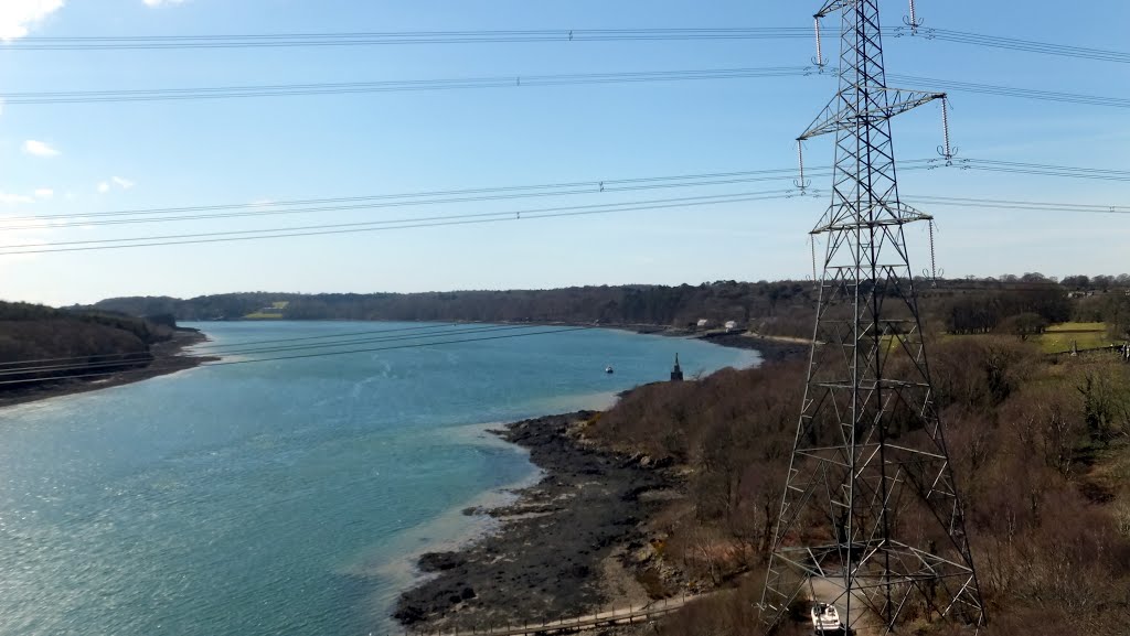 Crossing Menai Straits on the Britannia Bridge by muba