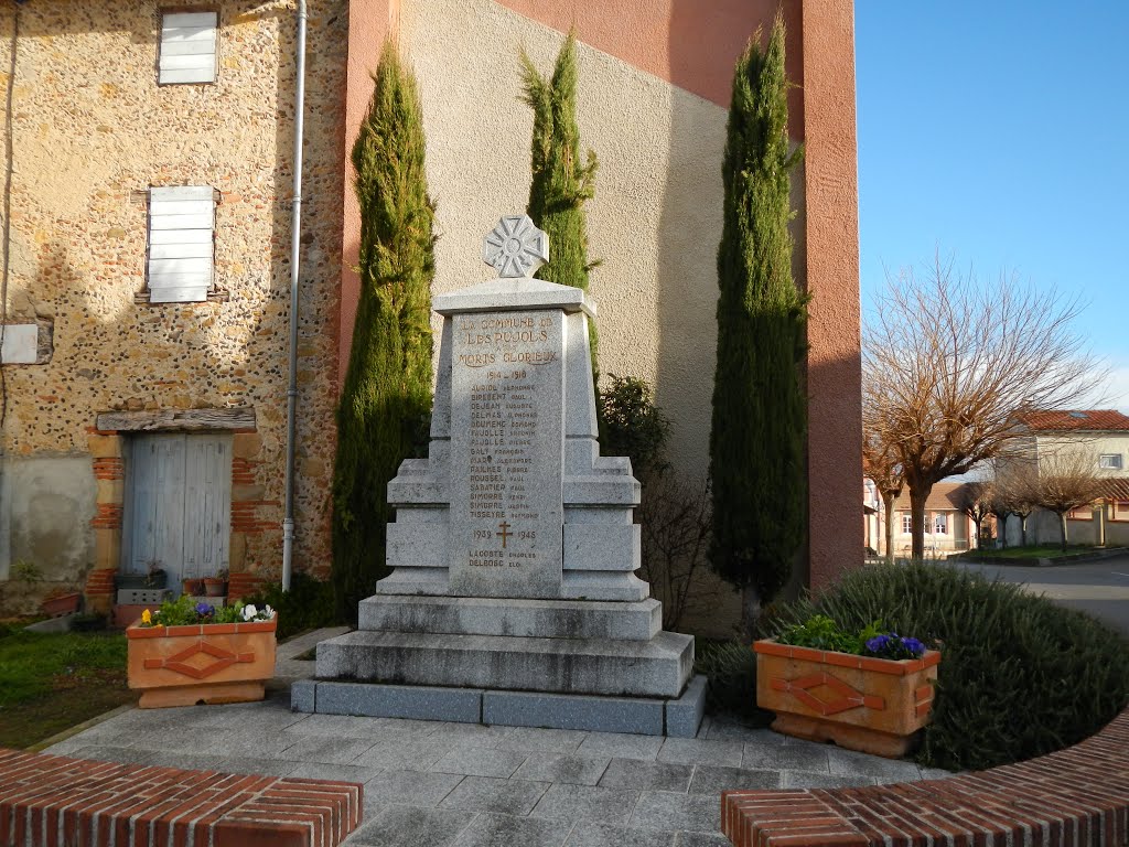 Monument, Les Pujols (09) by katricoin