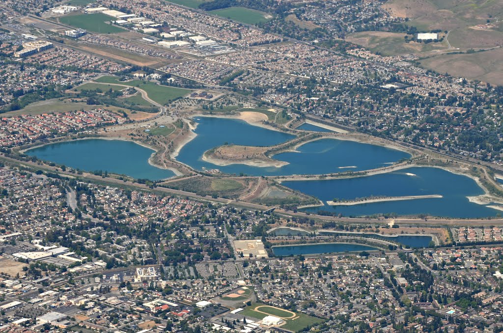 Lago Los Osos by Buddy Rogers