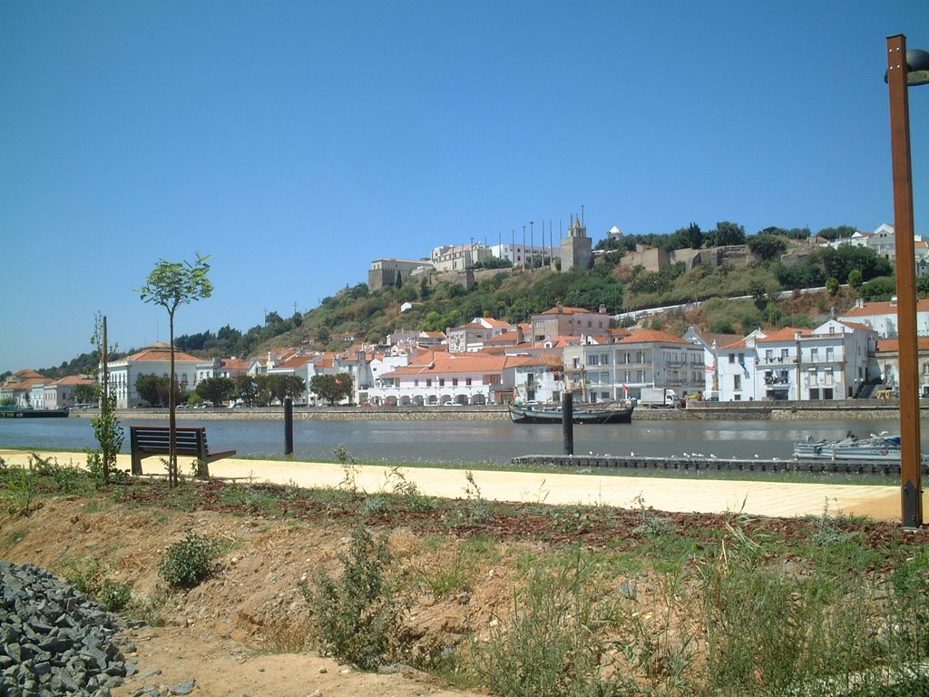 Alcácer do Sal vista da margem esquerda do Sado by Silva Santos