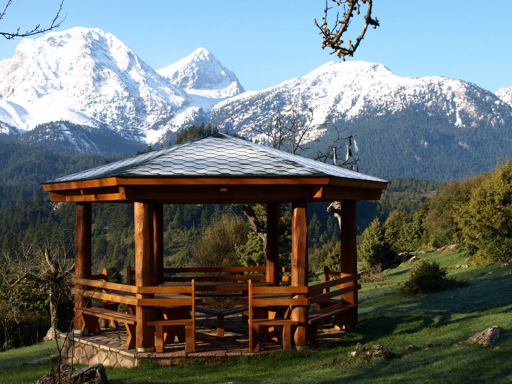 Kiosk Panourgias Fokida Greece - ΚΙΟΣΚΙ - Θέση Σταυρός-Αγία Τριάδα Δ.Δ.Πανουργιάς Δ.Καλλιέων Ν.Φωκίδας by Michael Kalafatas