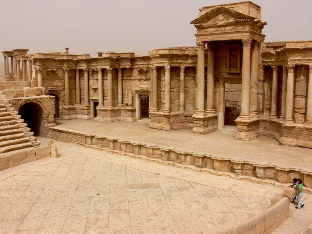 TADMOR (árabe)-PALMIRA (arameo). Siria. 2008. 38. Teatro romano. by Carlos Sieiro del Ni…