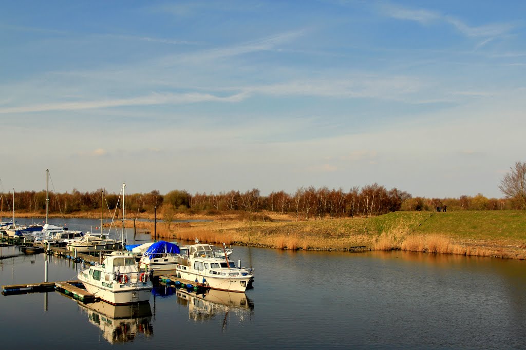 Zicht op de Dintelse Gorzen by Bengeltje