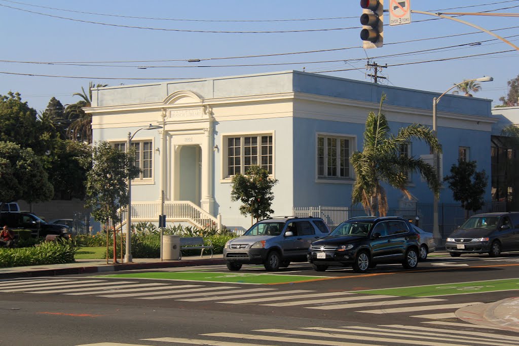 Main Street, Santa Monica, California by MICHAEL  JIROCH  &  www.michaeljiroch.com